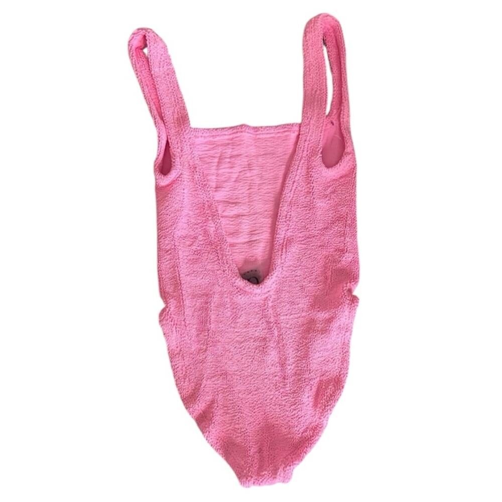 Hunza G Square Neck One Piece Swimsuit BUBBLEGUM Pink Monokini Crinkle OS - Picture 8 of 9